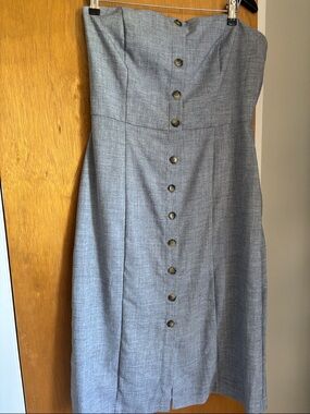 Banana Republic Strapless Gray Button-Front Dress